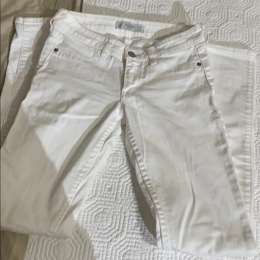 Abercrombie and Fitch white skinny jeans size 00R